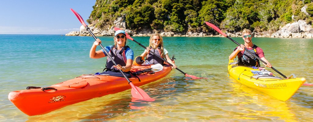 Marahau Sea Kayaks - Abel Tasman guided kayak & walk - Best of both Worlds