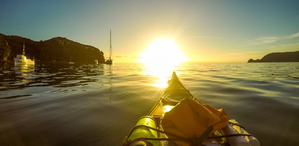 Marahau Sea Kayaks - MSK- Abel Tasman guided kayak trip & walk